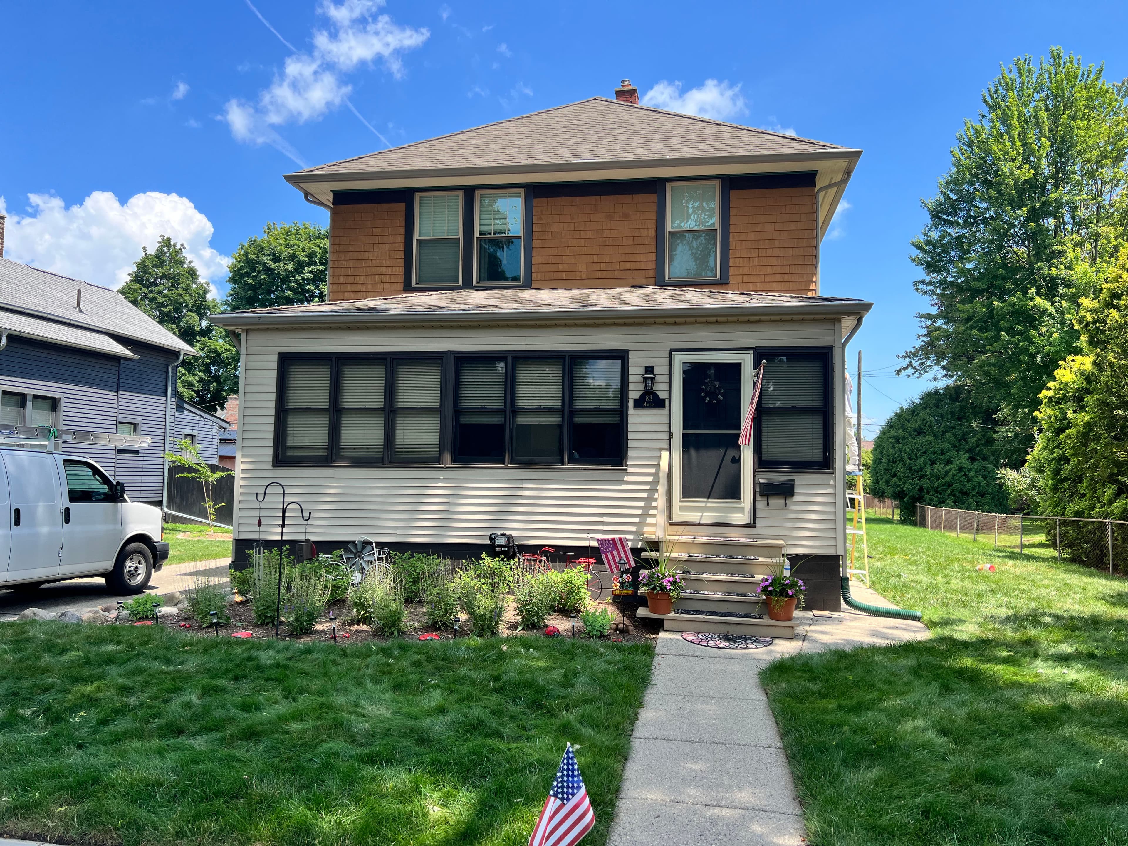 Project Big Color Change on This Mt. Clemens Home Exterior image