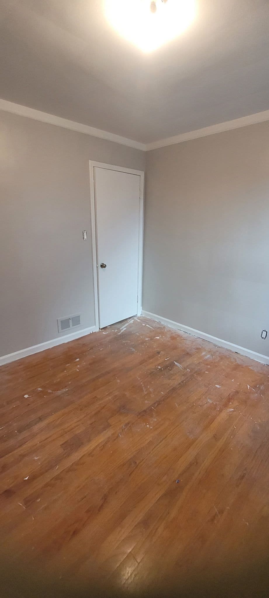 Gallery photos for Full Home Interior Repaint - Walls, Ceilings, and Trim Done Right: Image #3