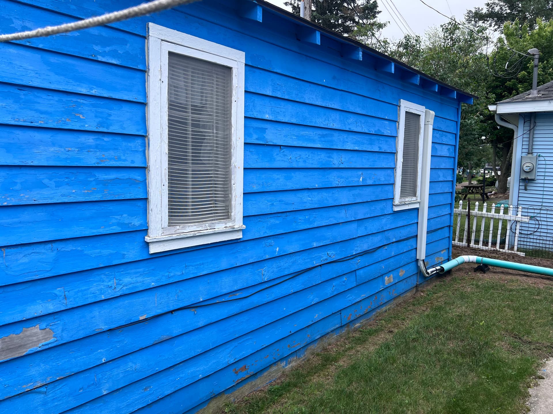 Gallery photos for Lakeside Cottages Get a Full Exterior Painting Overhaul: Image #1