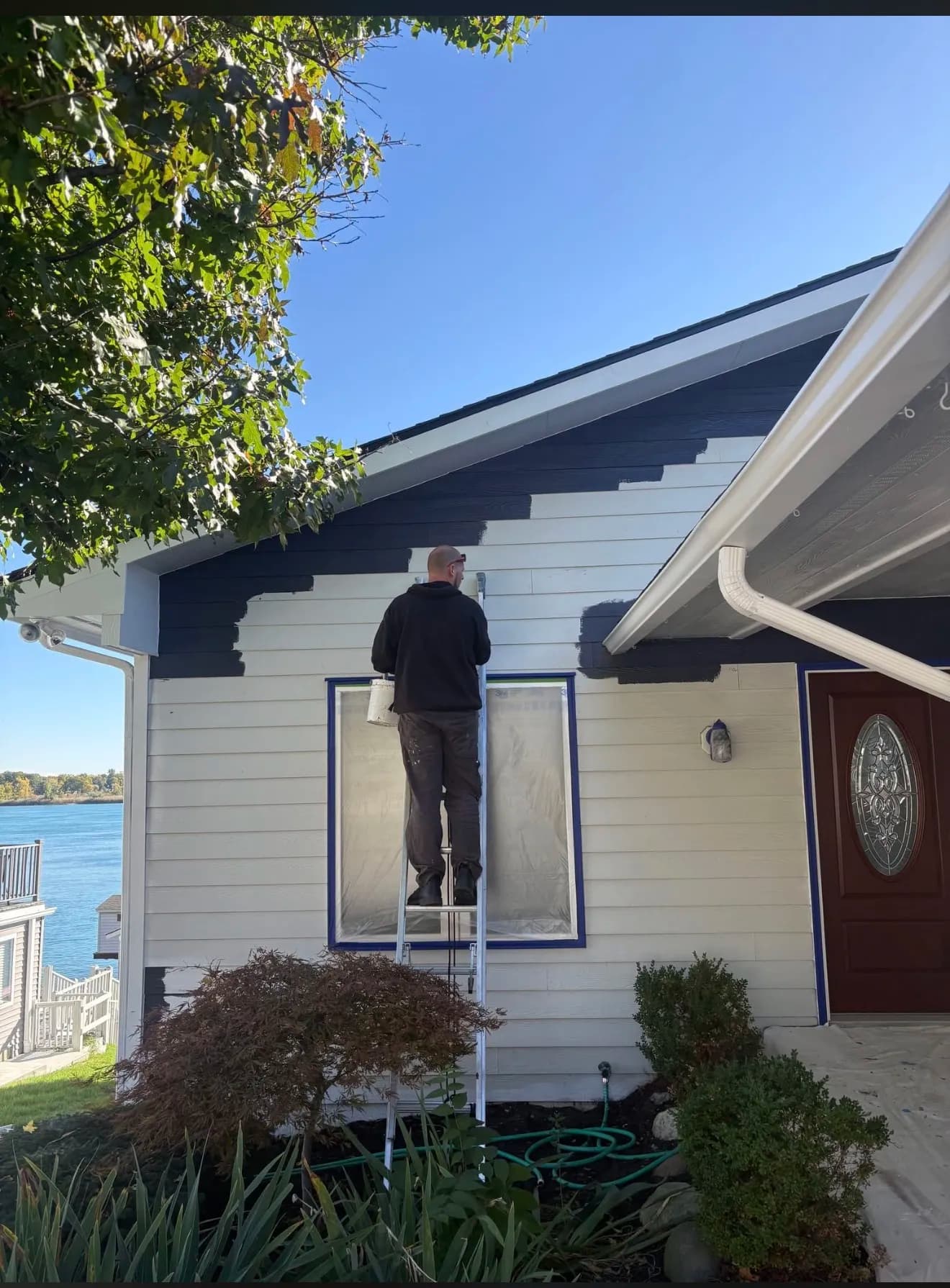 Project High-Up Exterior Painting That Protects and Looks Sharp image