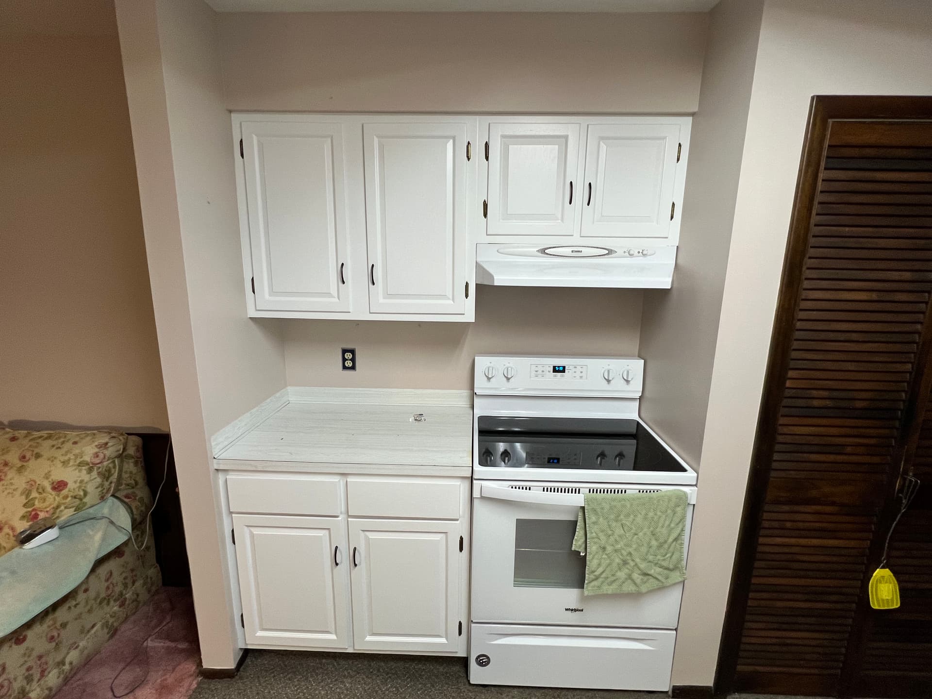 Gallery photos for Dark Kitchen Cabinets Refinished Bright White Without the Remodel: Image #3