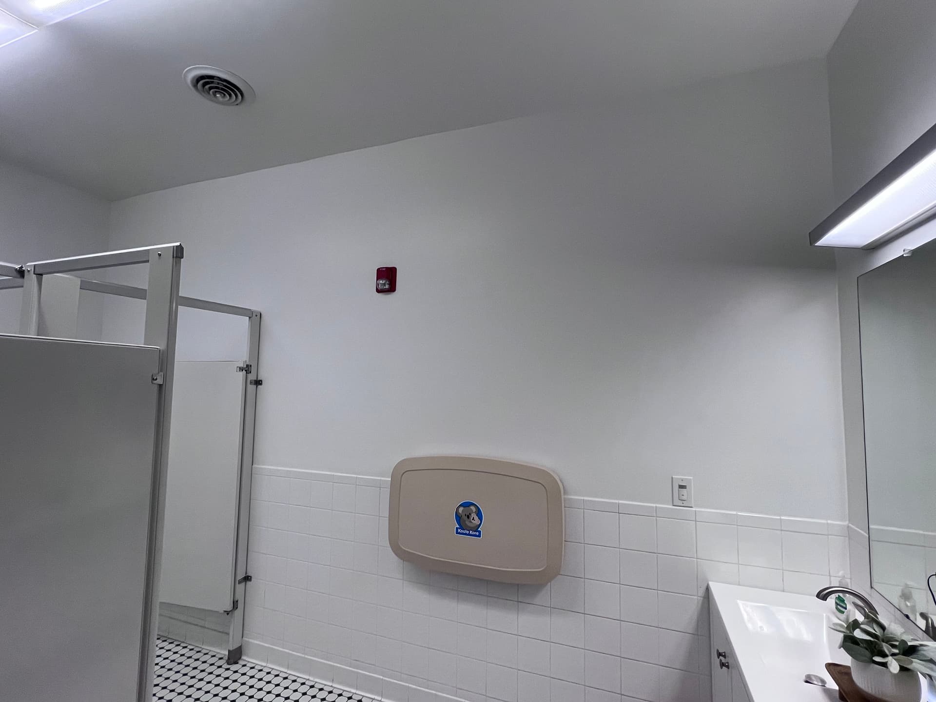 Gallery photos for Bathroom Ceiling Repair and Fresh Paint After a Burst Water Line: Image #1