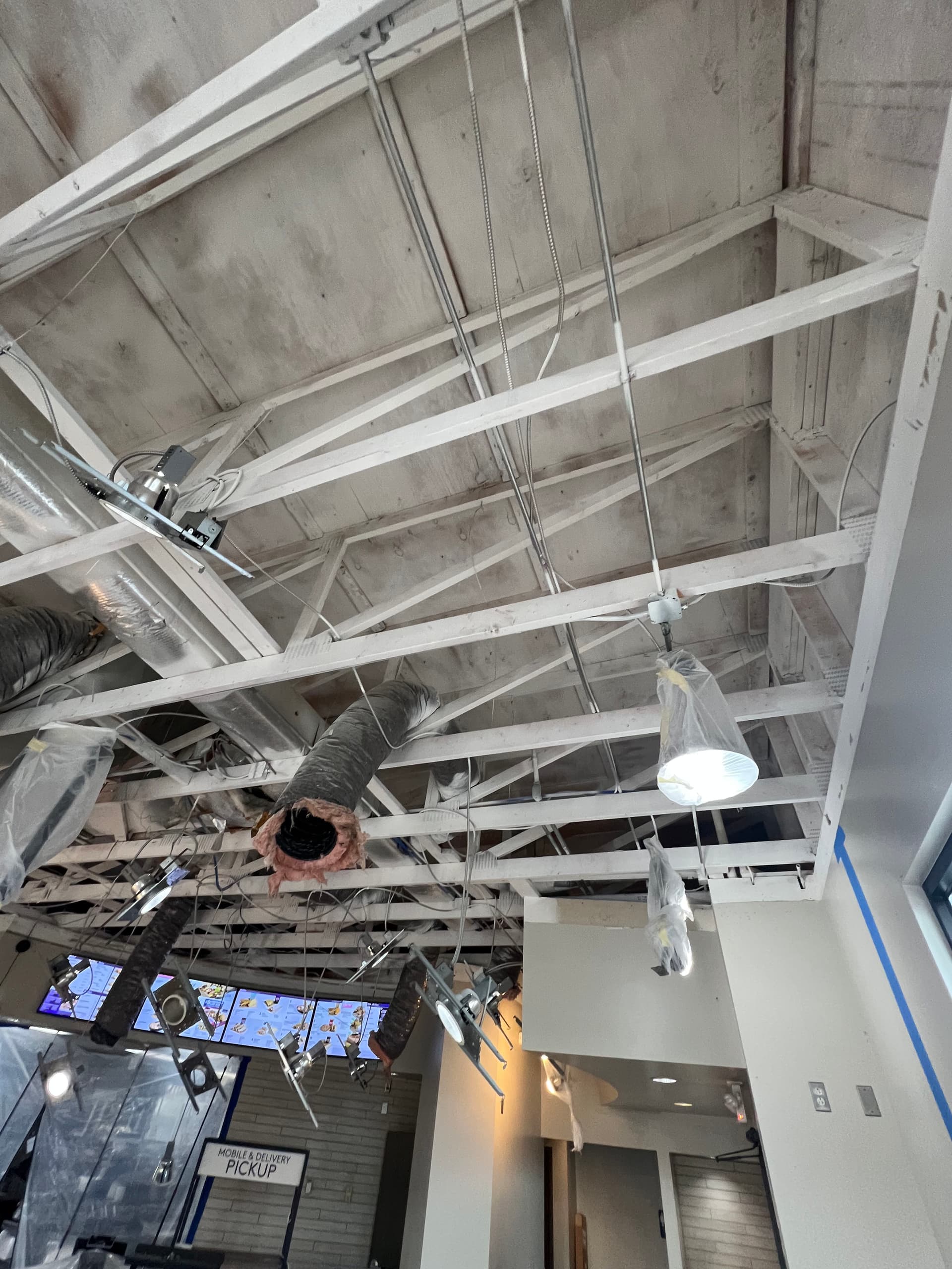 Gallery photos for Fire and Smoke Damage Repair at a Commercial Restaurant: Image #1