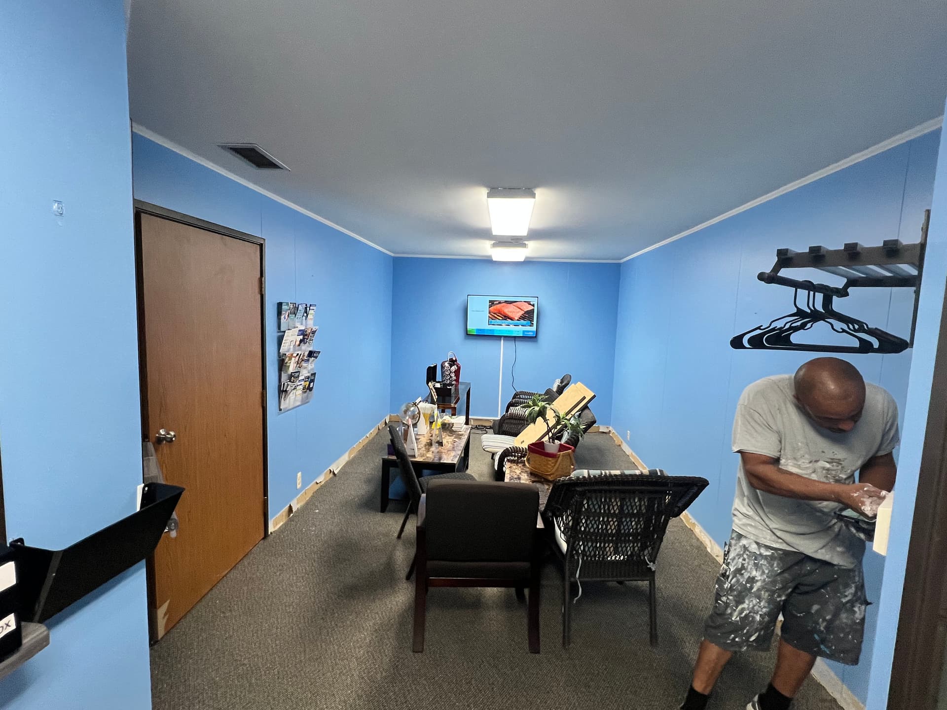 Gallery photos for Doctor's Office Gets a Full Color Change with Sherwin-Williams Emerald: Image #4