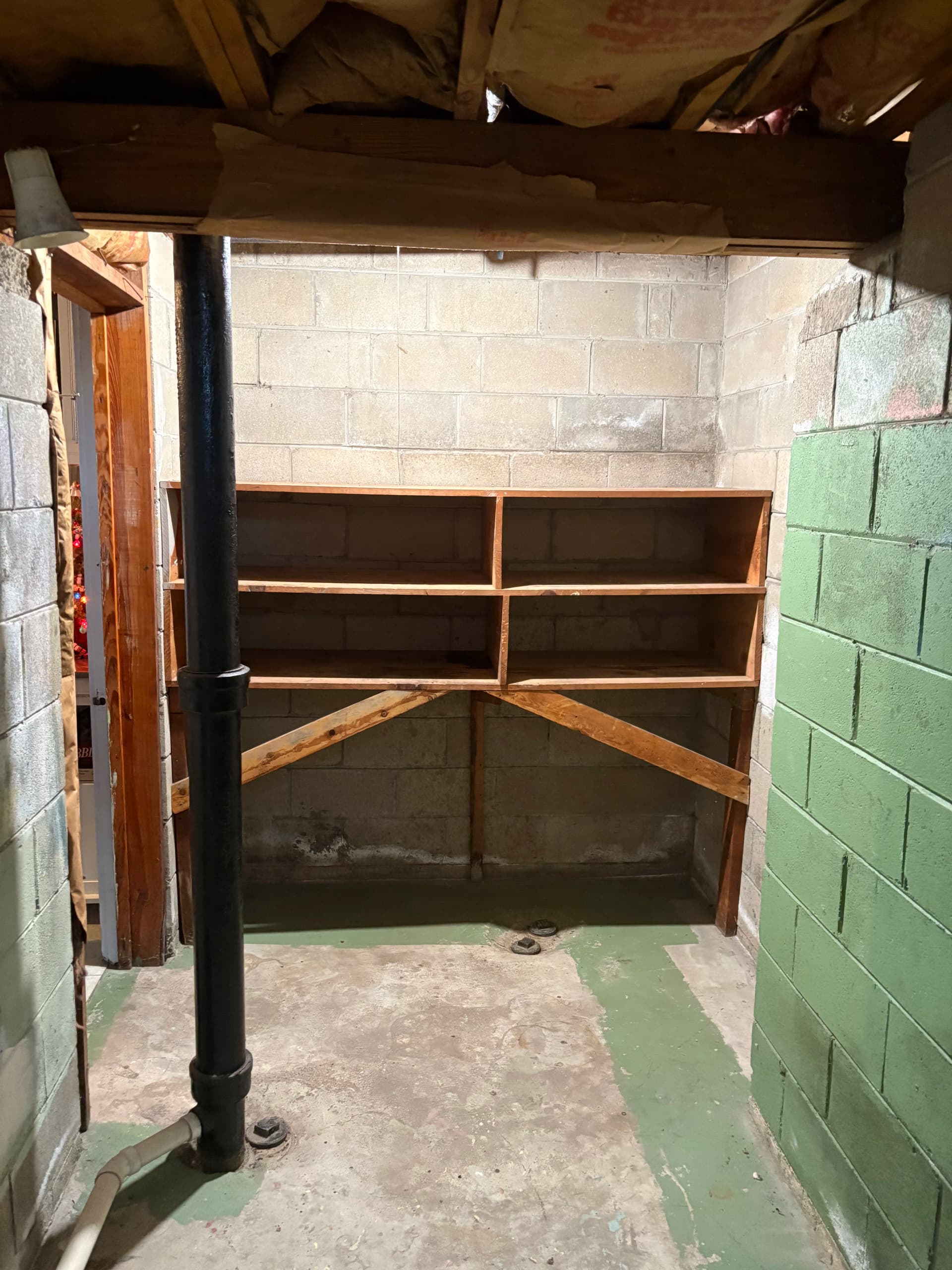 Gallery photos for This Basement Went from Grim to Clean with Fresh Paint: Image #2