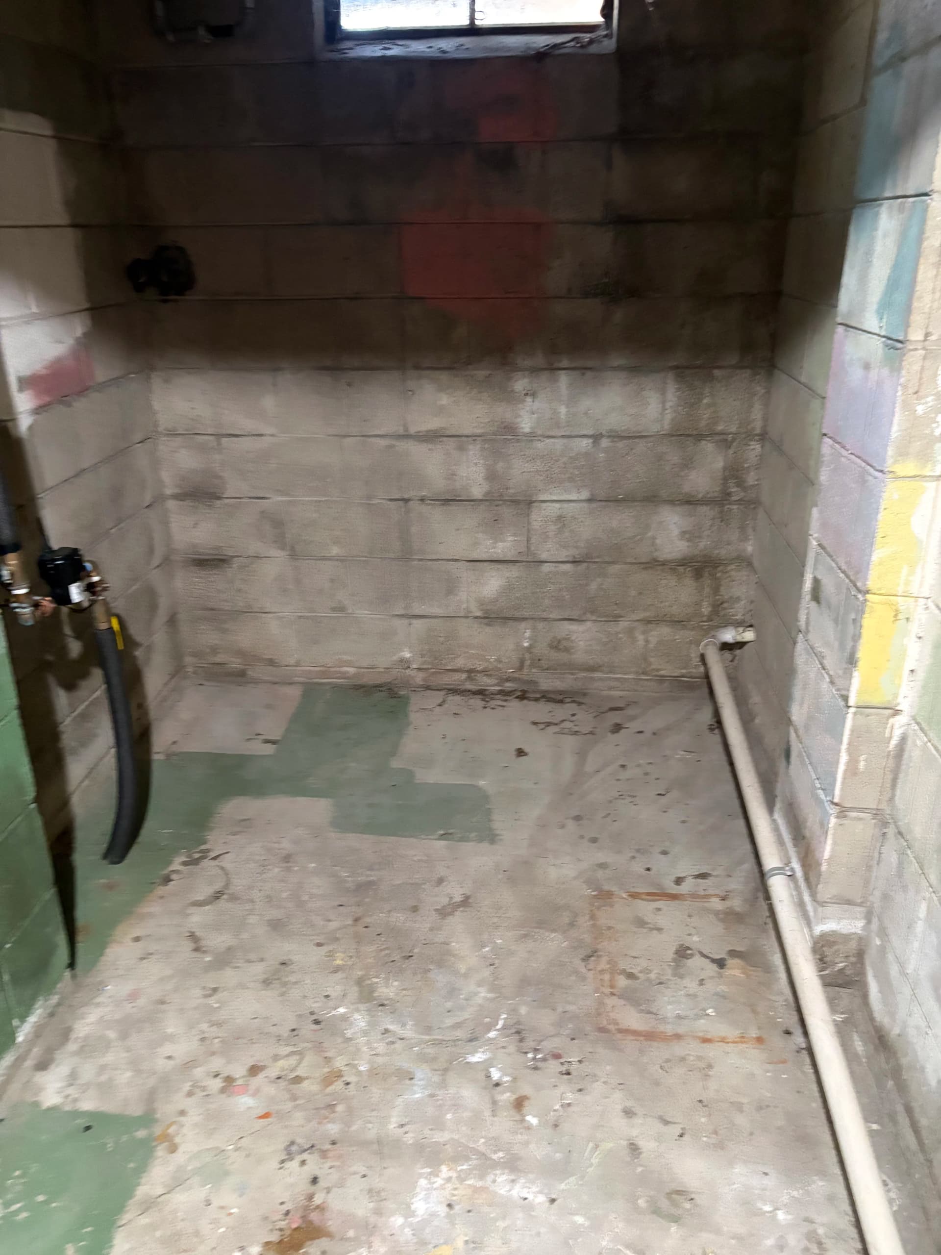 Gallery photos for This Basement Went from Grim to Clean with Fresh Paint: Image #1