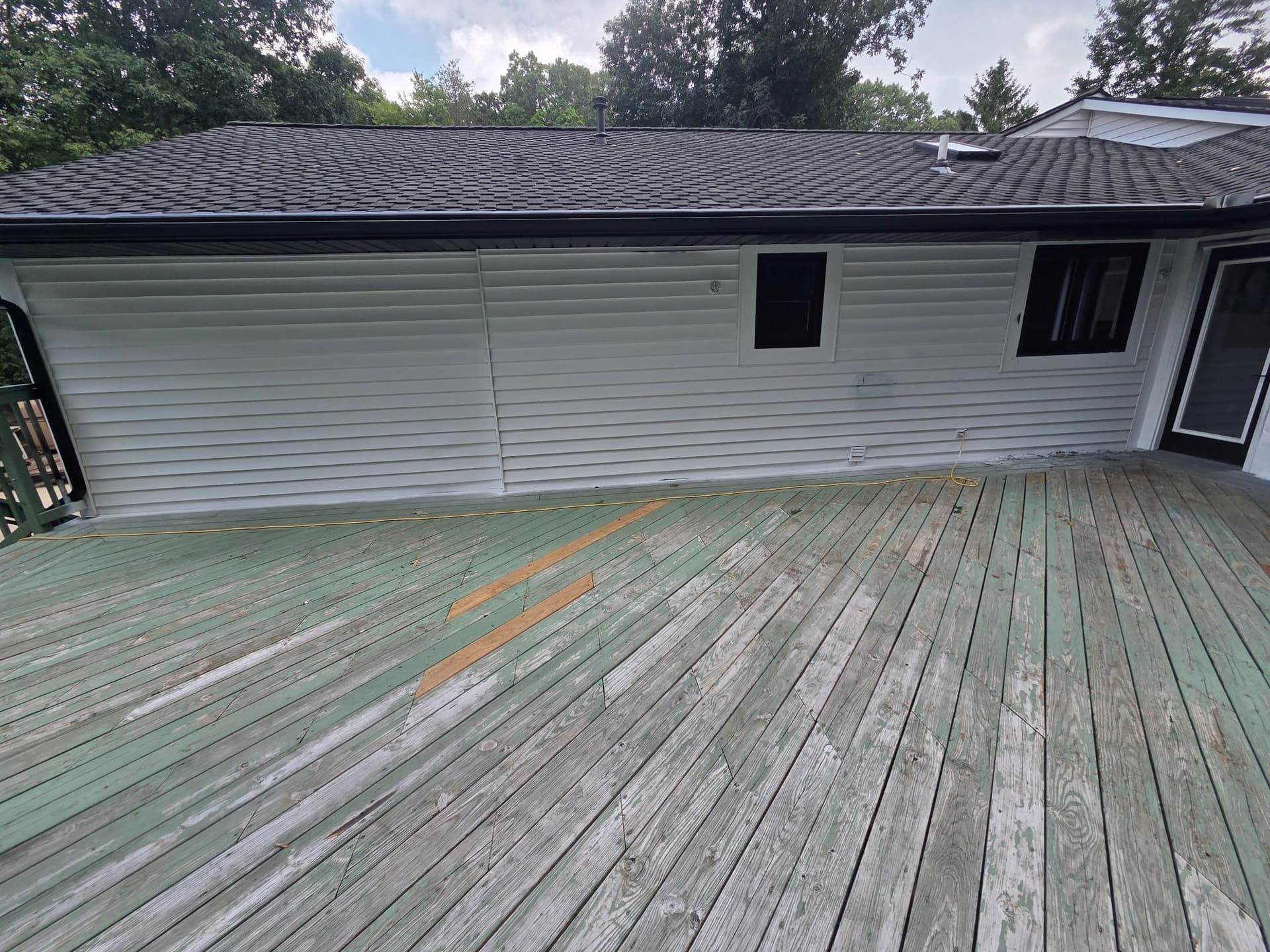 Gallery photos for Howell Home Gets a Bold Black and White Exterior Repaint: Image #9