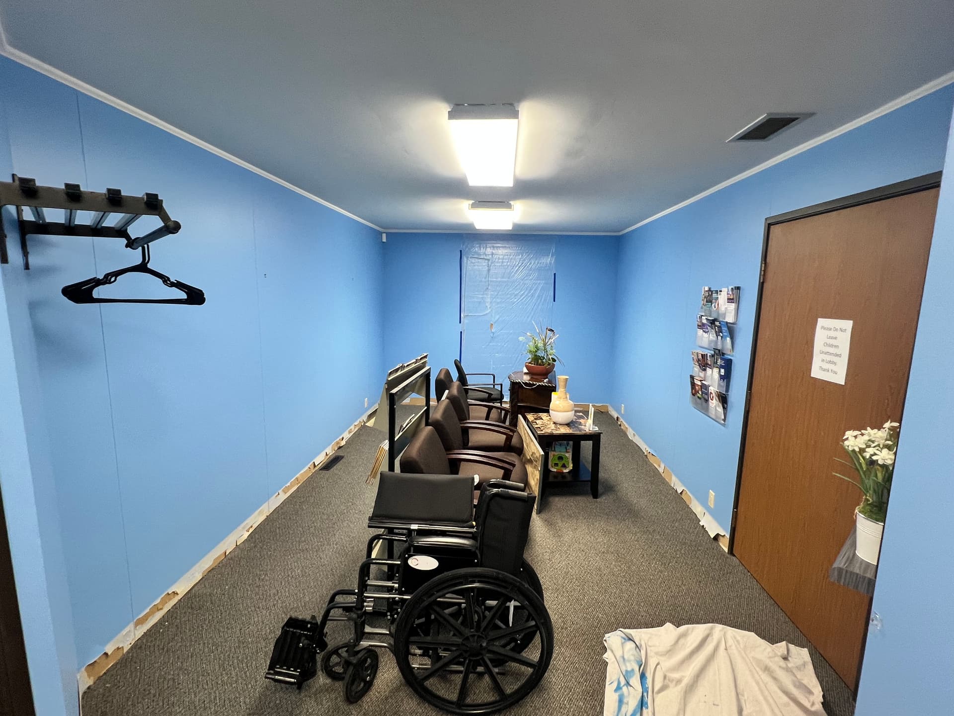 Gallery photos for Doctor's Office Gets a Full Color Change with Sherwin-Williams Emerald: Image #2