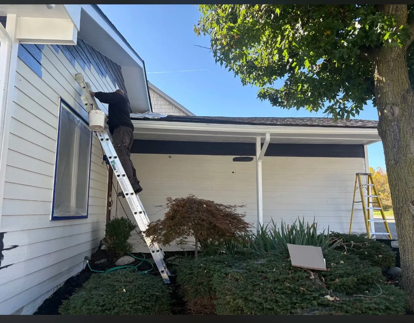 Gallery photos for High-Up Exterior Painting That Protects and Looks Sharp: Image #1