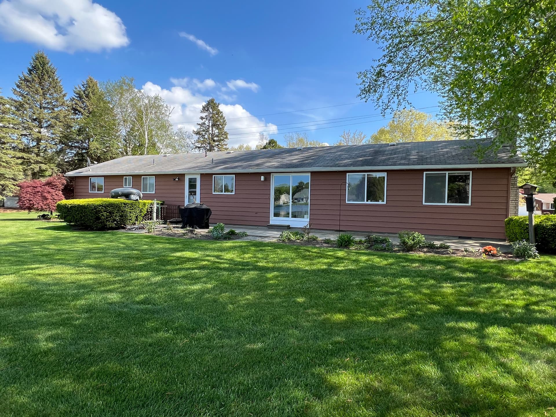 Gallery photos for Vinyl Siding Exterior Paint Job Done Right: Image #5