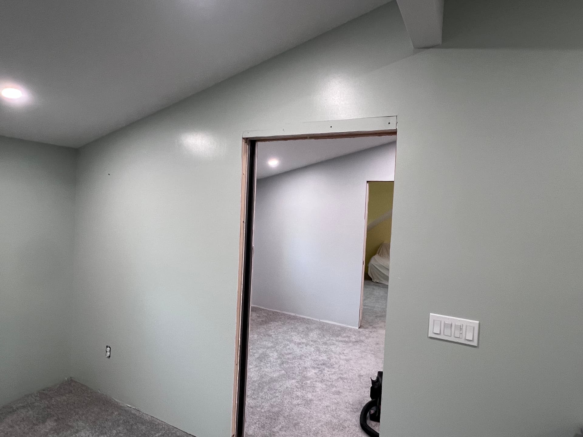 Gallery photos for Interior Painting With Drywall Repairs and a Bold Accent Wall: Image #5