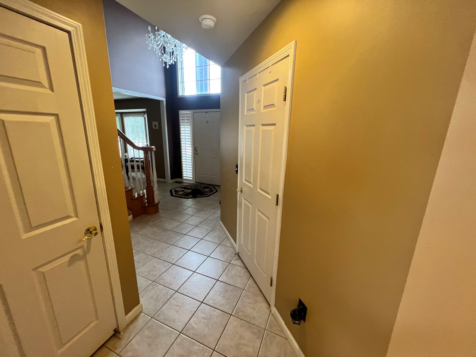 Gallery photos for Dark Walls Gone - Whole-Home Color Overhaul Done Right: Image #5