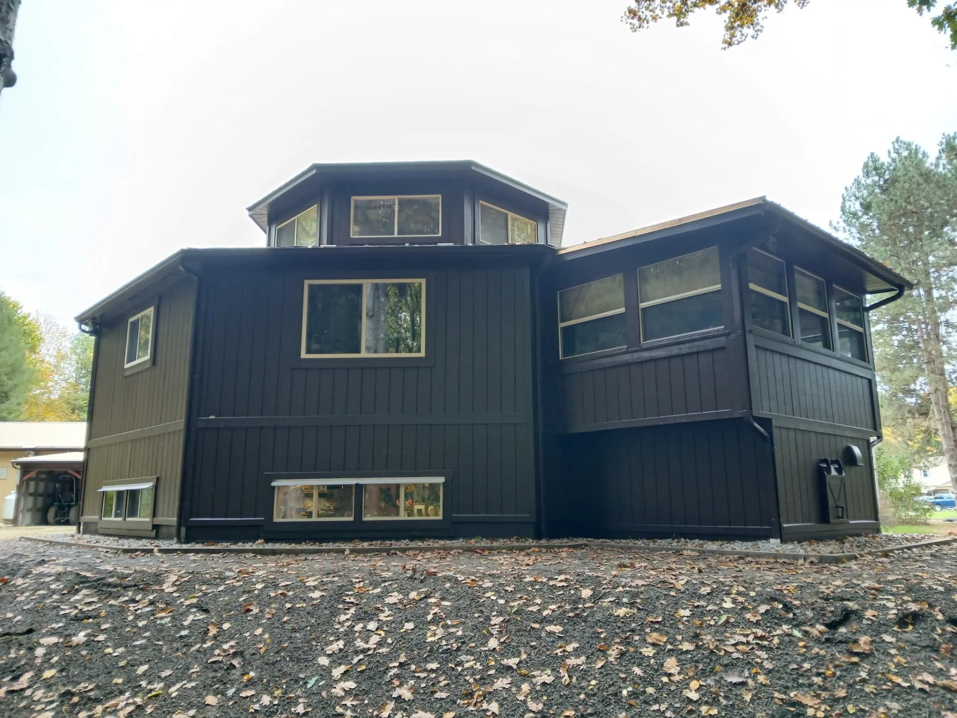 Gallery photos for Exterior Painting on a One-of-a-Kind Octagonal Home: Image #7