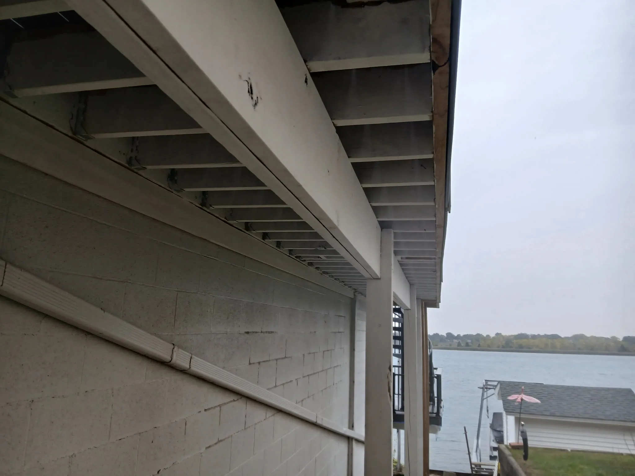 Gallery photos for Why Priming First Is Non-Negotiable on Exterior Wood: Image #8