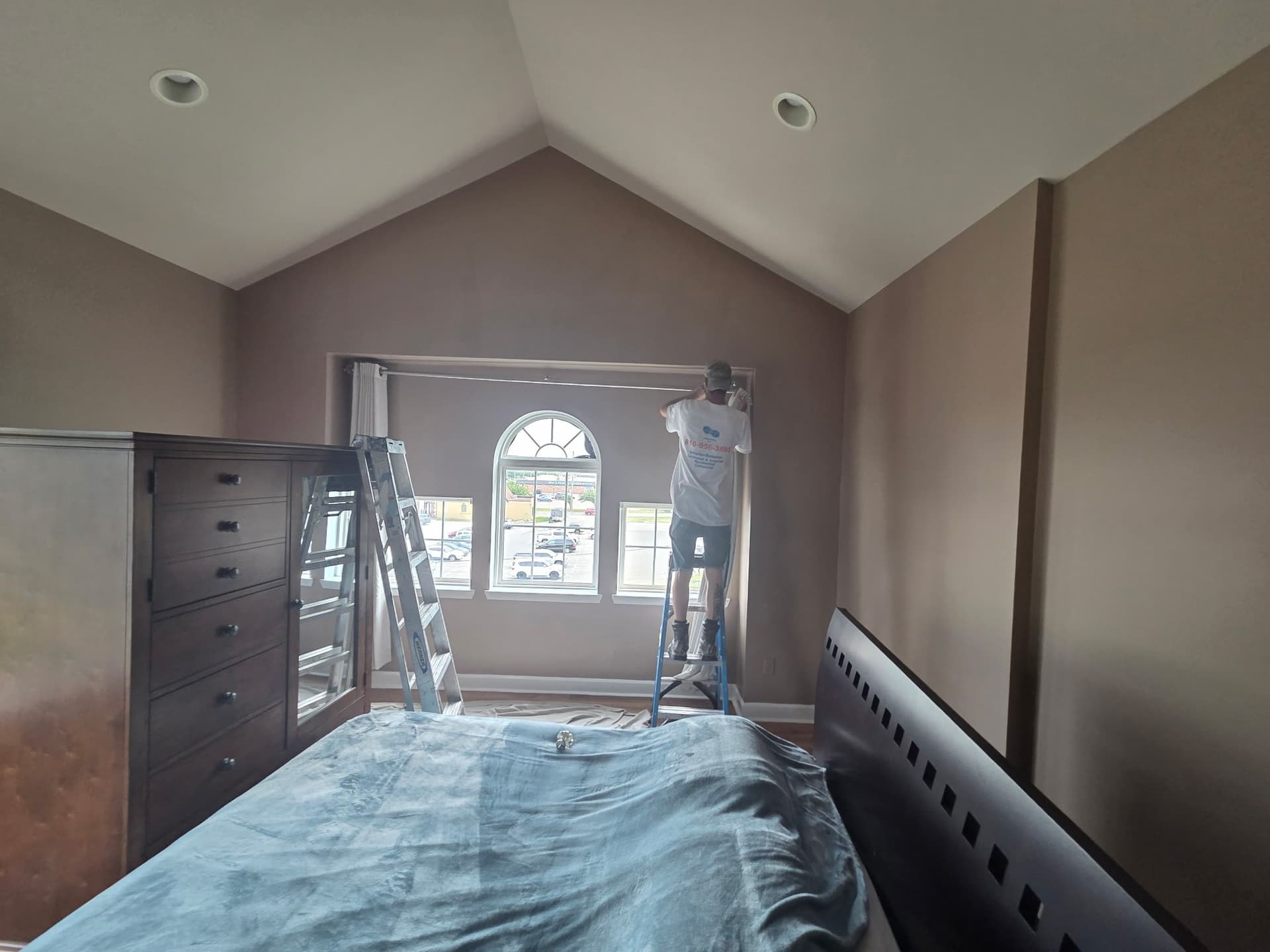 Gallery photos for Master Bedroom and Bathroom Full Interior Repaint: Image #3