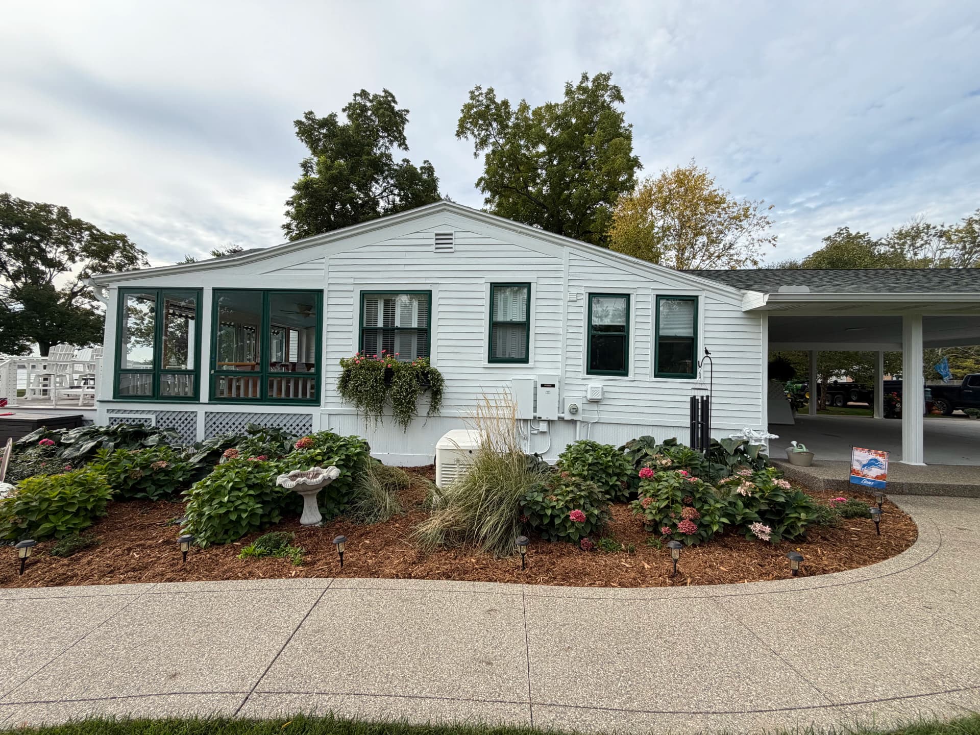 Gallery photos for Full Interior and Exterior Repaint at a Waterfront Home: Image #1