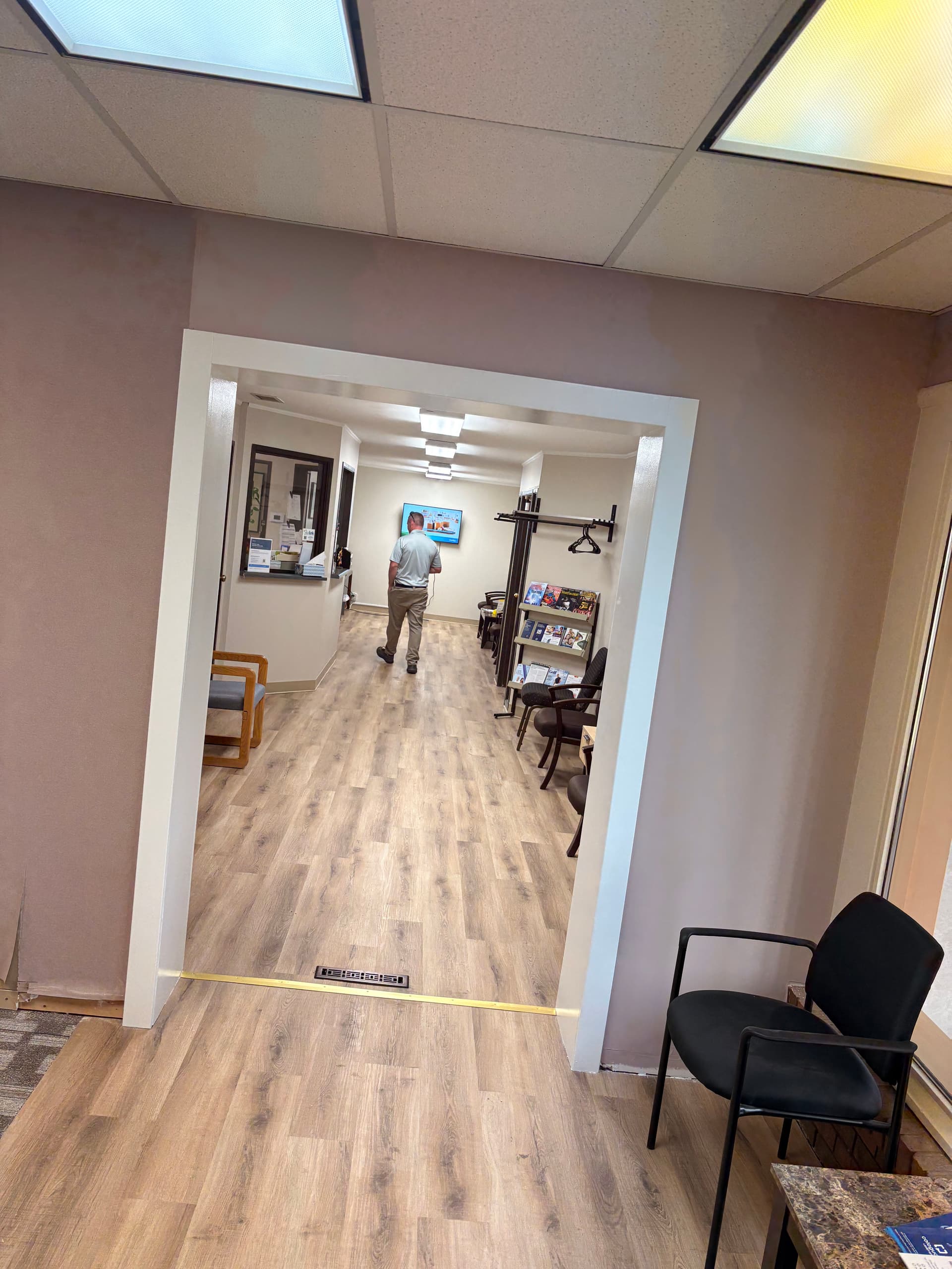 Gallery photos for Drywall Repair and Paint Match Done Right in a Commercial Space: Image #5