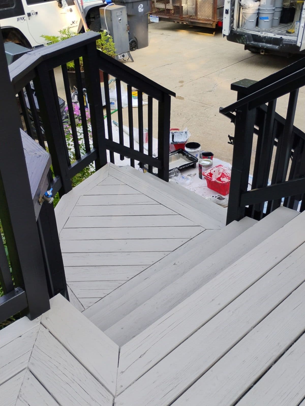 Gallery photos for White Siding, Black Brick, Fresh Deck - Full Home Exterior Repaint: Image #8