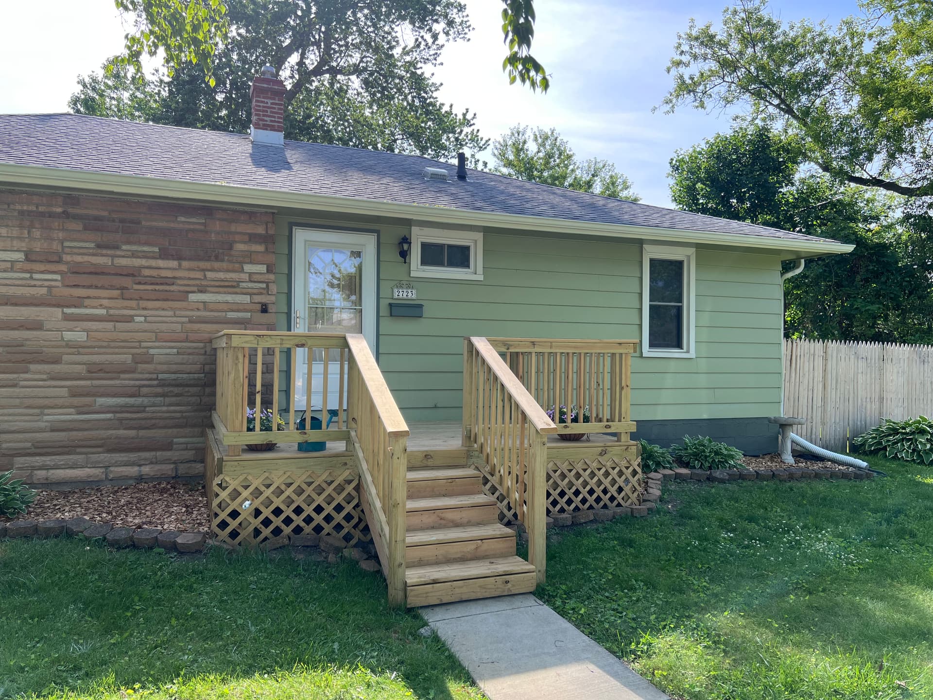 Gallery photos for Before and After Exterior Painting on a Ranch-Style Home: Image #1