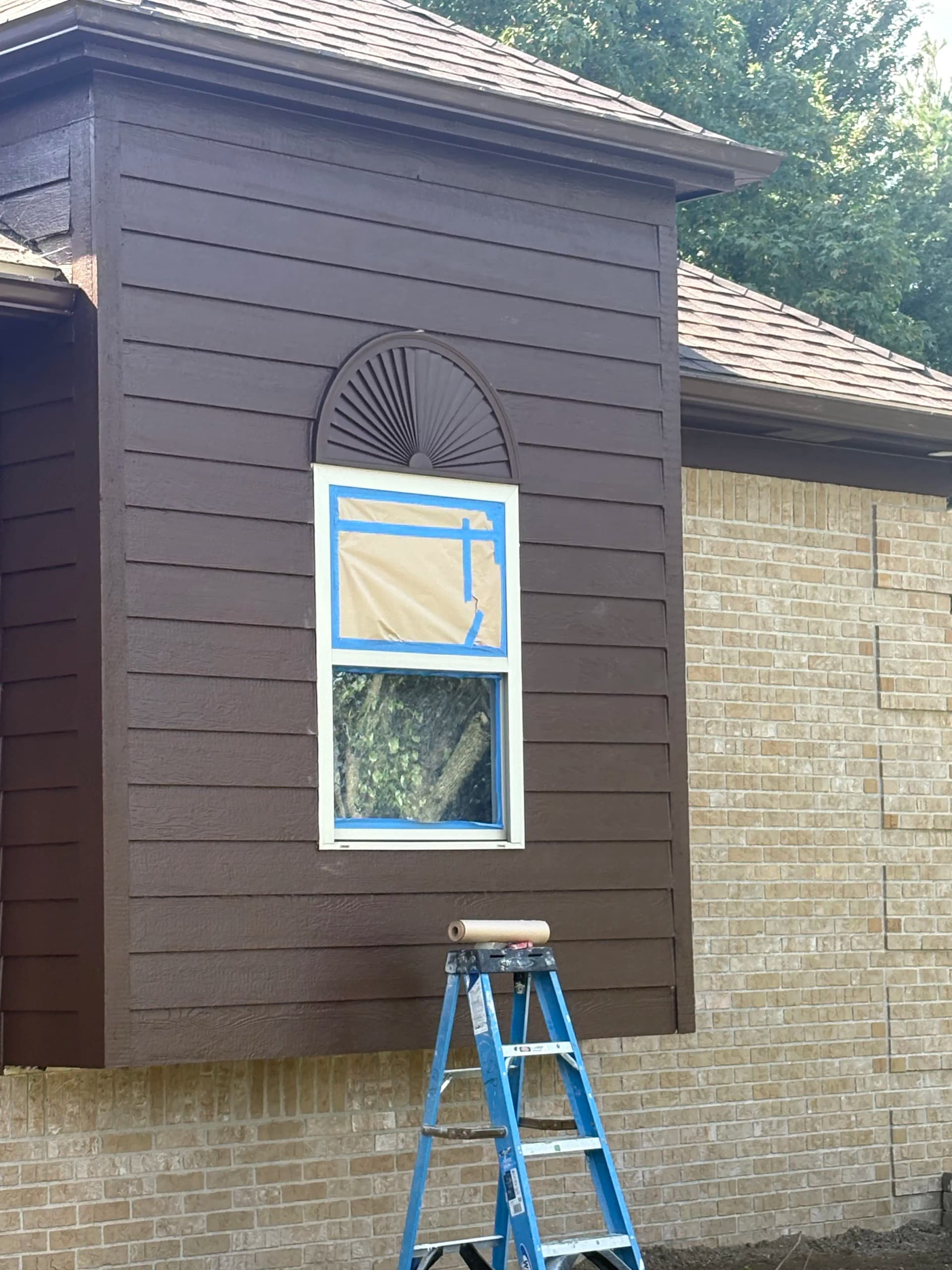 Gallery photos for Fresh Trim Paint That Changes Everything About a Home's Look: Image #3