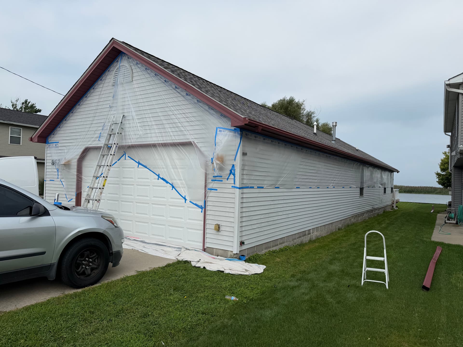 Gallery photos for Swapping Red Soffits for White Changes Everything on a Home's Exterior: Image #2