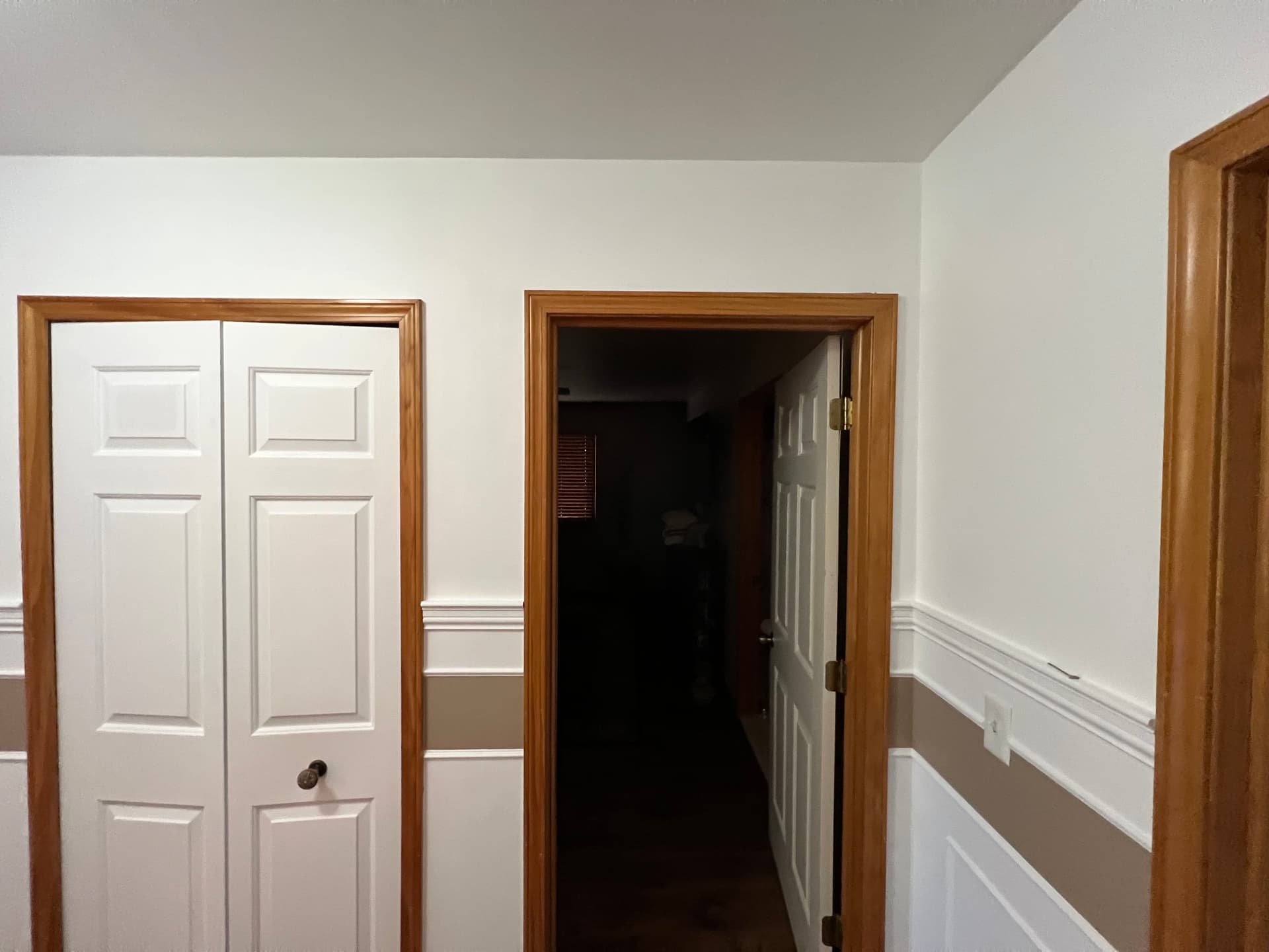 Gallery photos for Chair Rail and Wainscoting Give This Hallway Real Character: Image #4