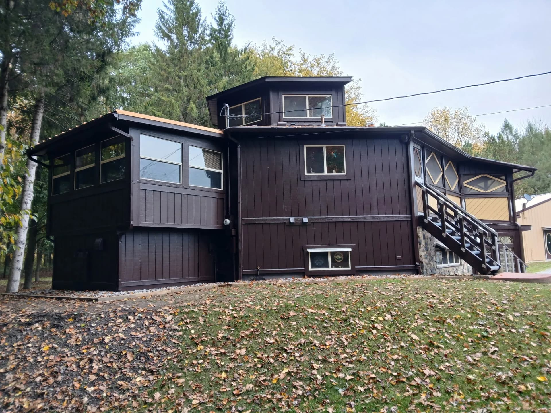 Gallery photos for Exterior Painting on a One-of-a-Kind Octagonal Home: Image #8