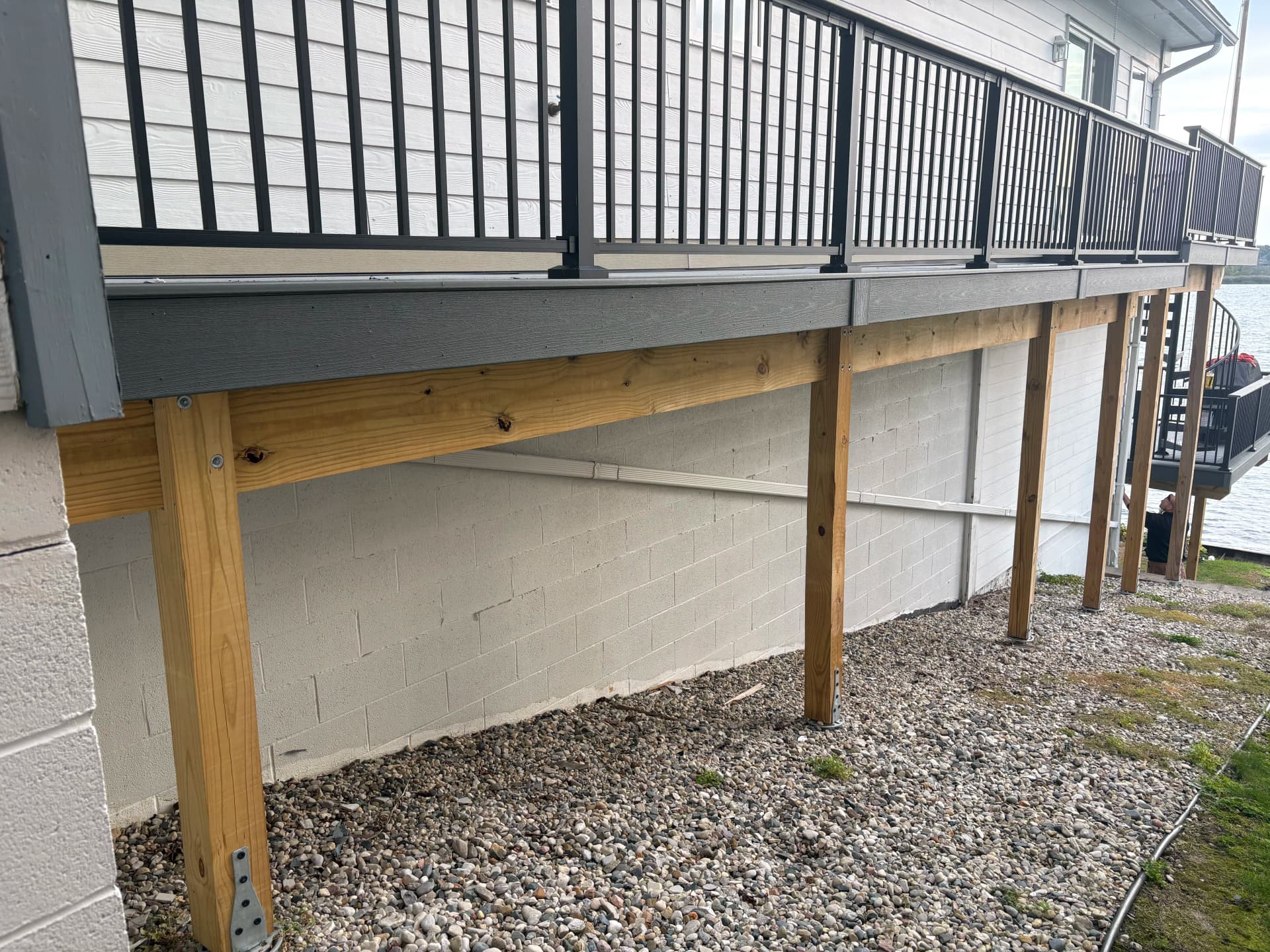 Gallery photos for Why Priming First Is Non-Negotiable on Exterior Wood: Image #6
