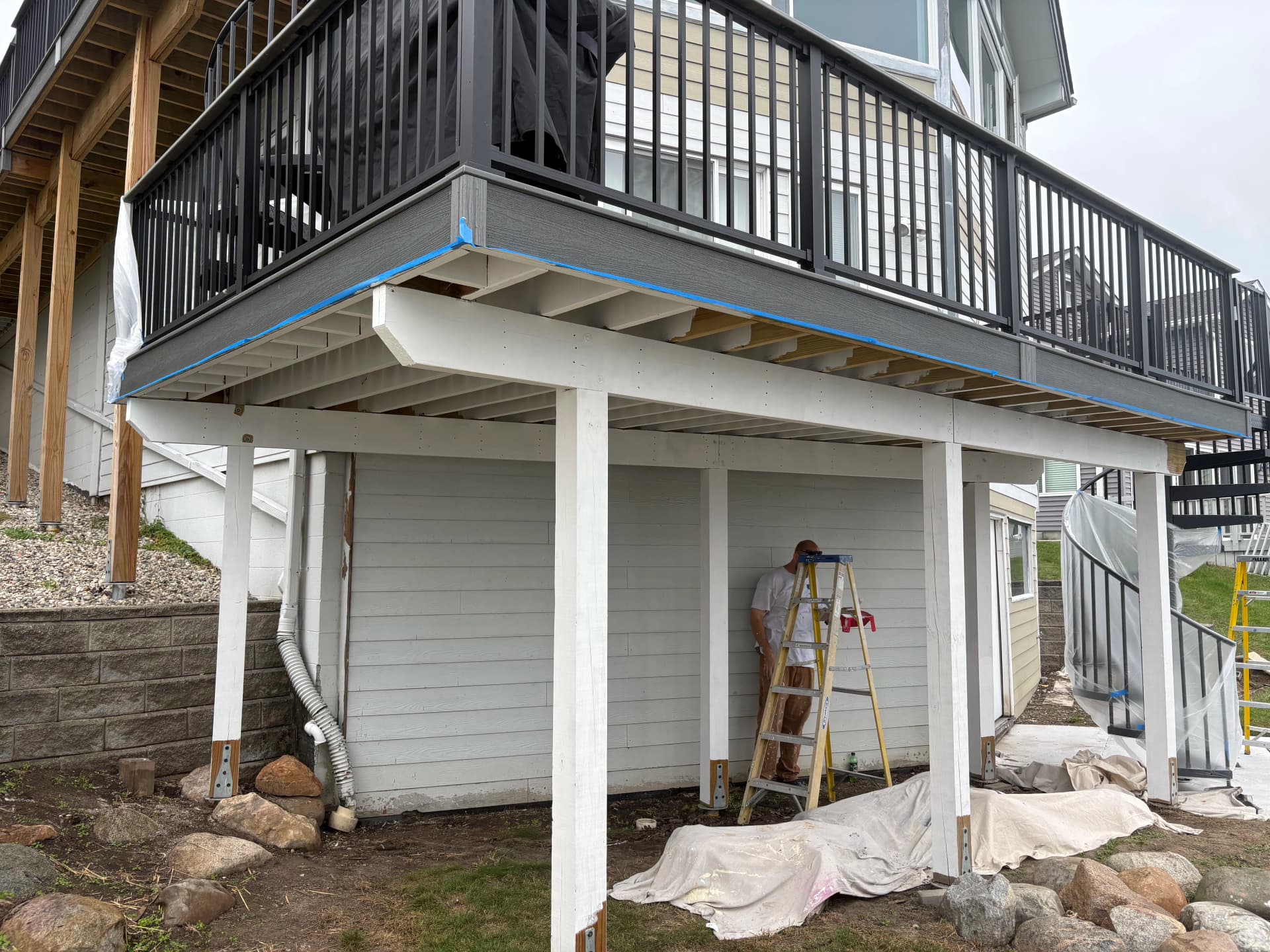 Gallery photos for Why Priming First Is Non-Negotiable on Exterior Wood: Image #4