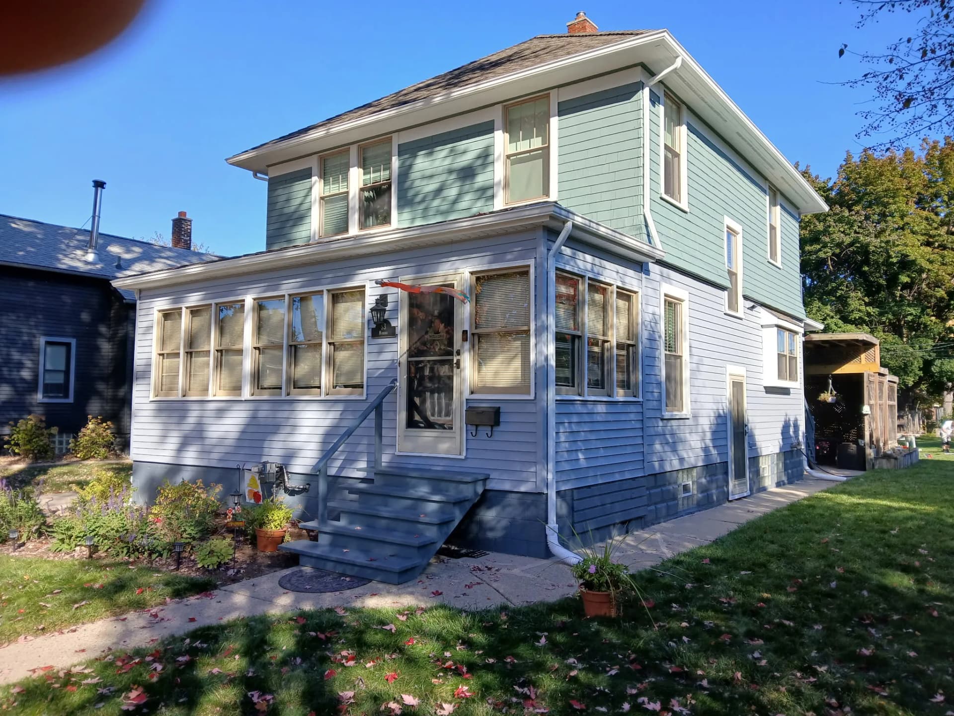Gallery photos for Full Exterior Color Change on a Two-Story Home and Garage: Image #2
