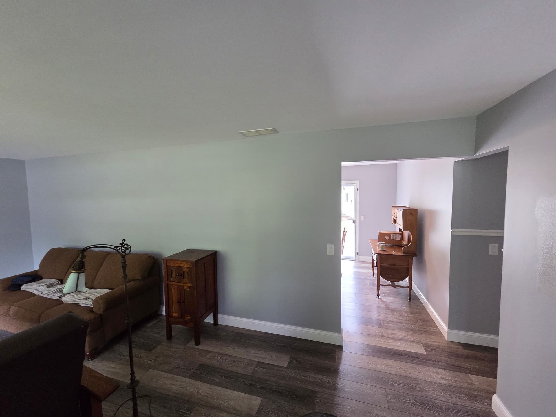 Gallery photos for Full Interior Paint Job Done Right - Every Room: Image #2