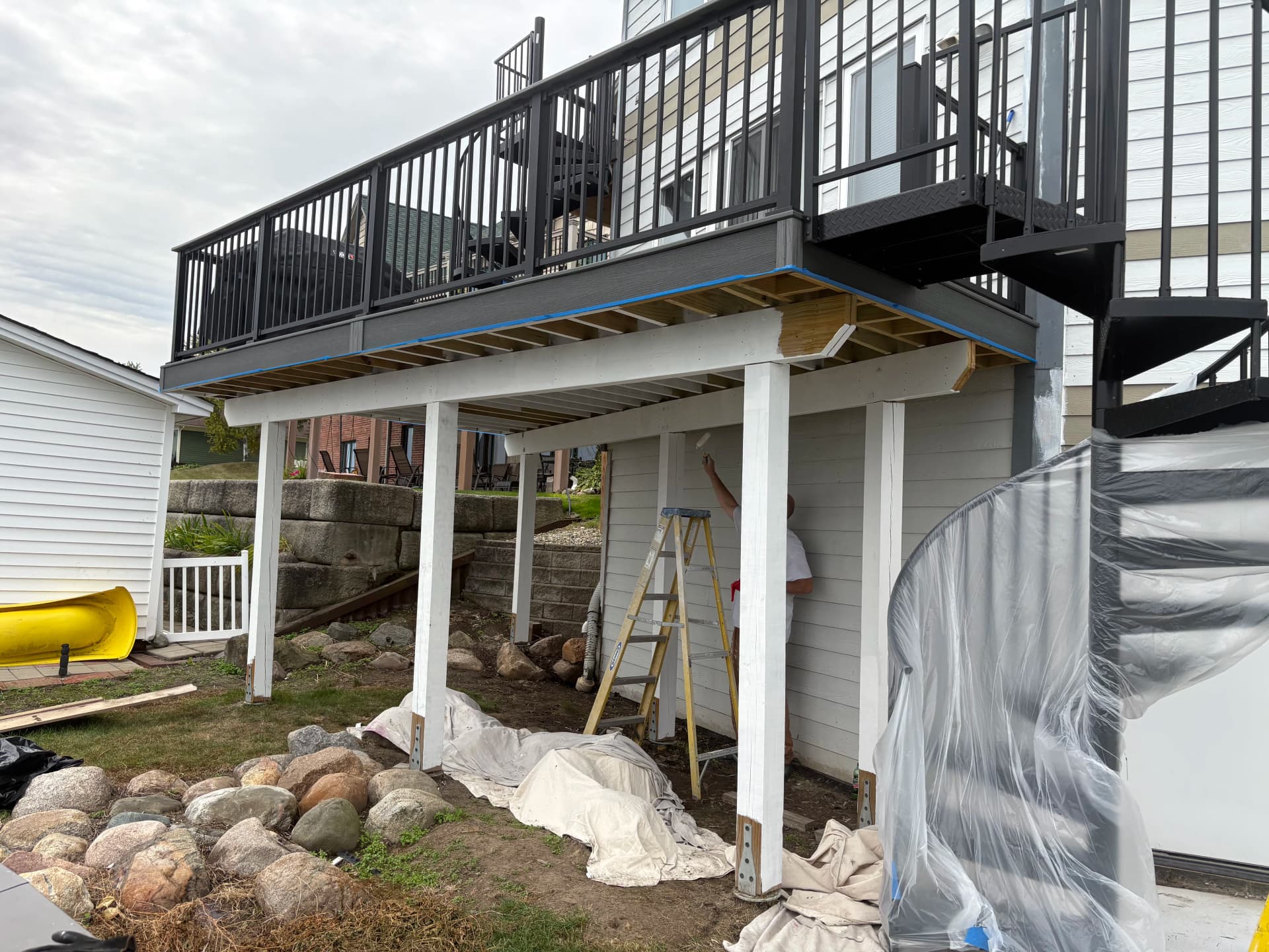Gallery photos for Why Priming First Is Non-Negotiable on Exterior Wood: Image #1