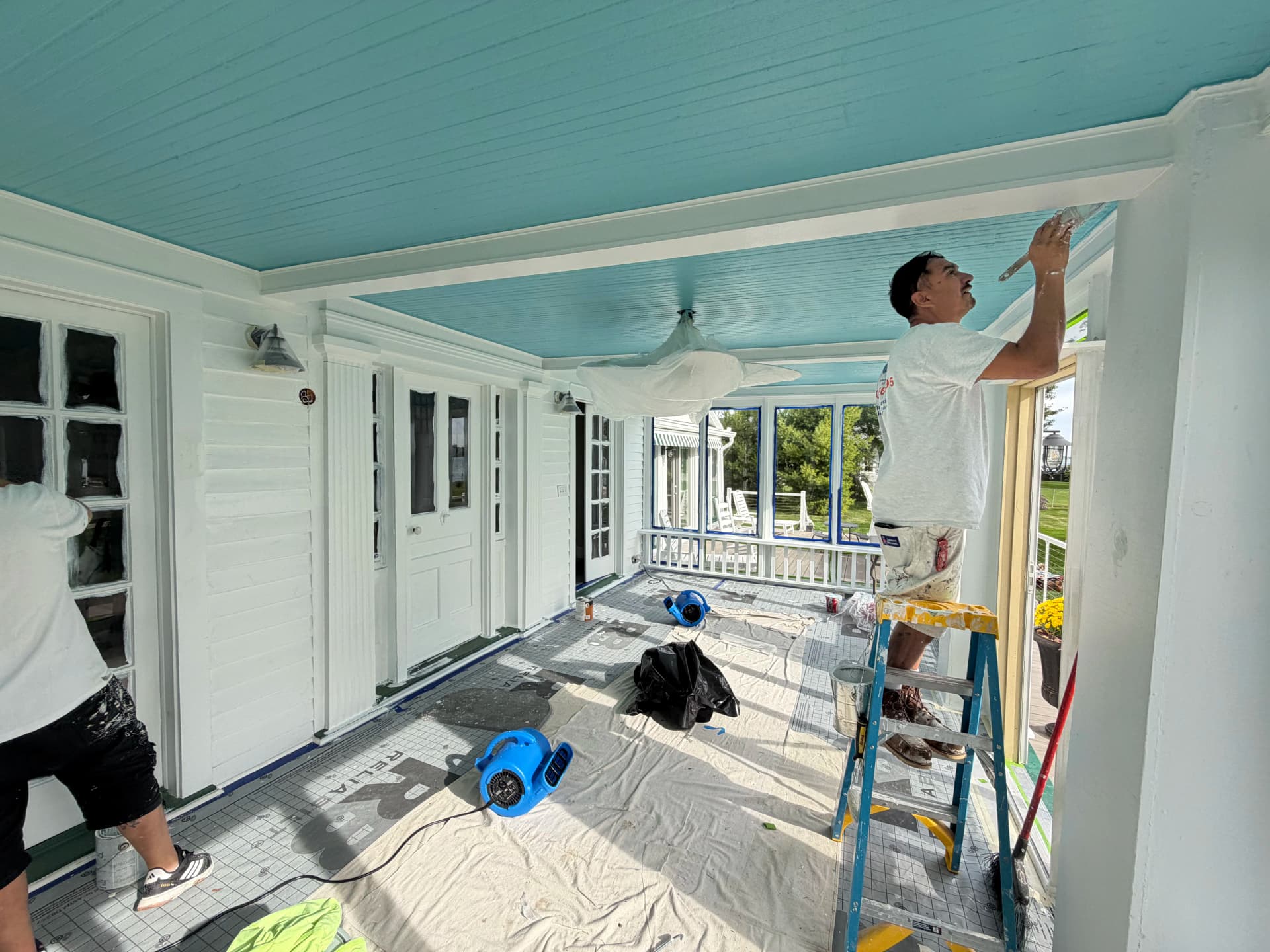 Gallery photos for Full Interior and Exterior Repaint at a Waterfront Home: Image #3