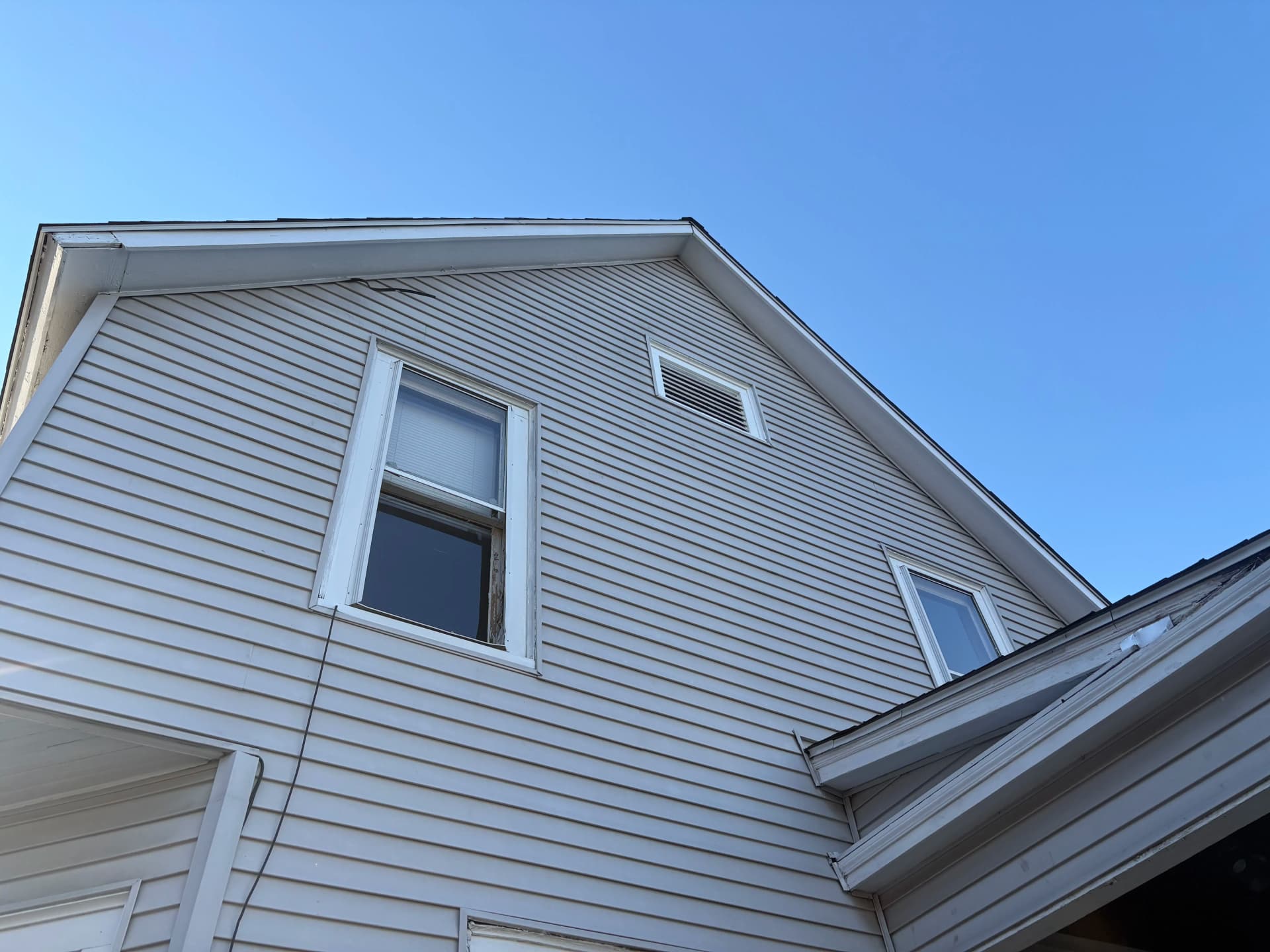Gallery photos for Rental Property Exterior Painting That Protects Your Investment: Image #7