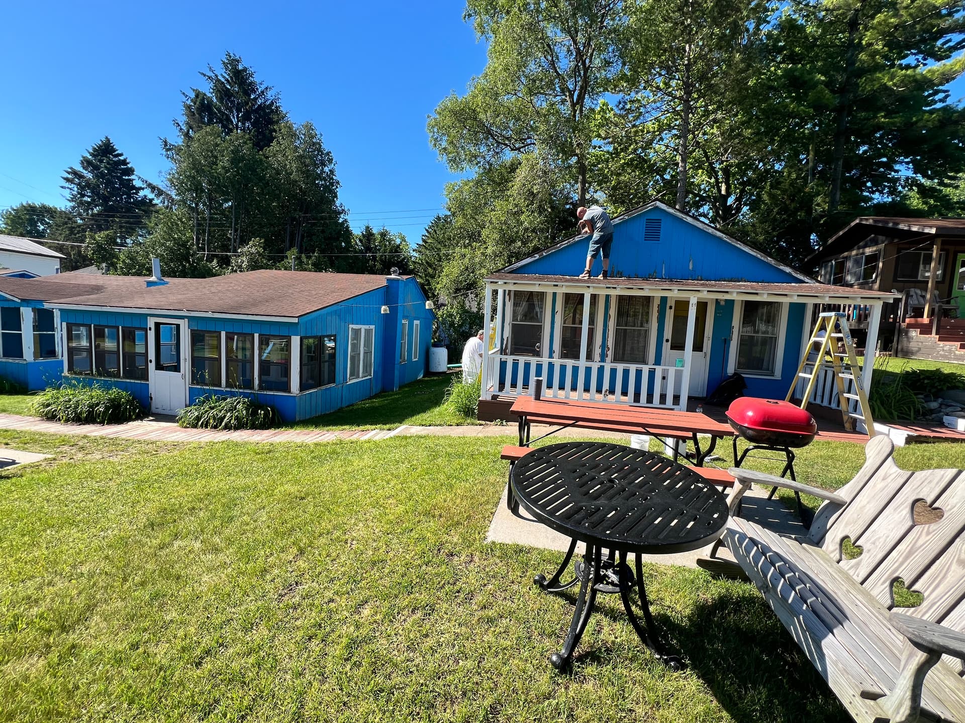 Prepping Weathered Lakefront Cabins for a Fresh Coat of Paint image